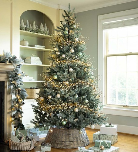 Wicker christmas tree skirt - christmas,