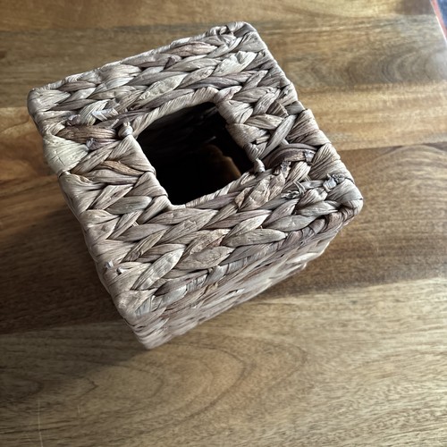 Rustic square tissue box - square,