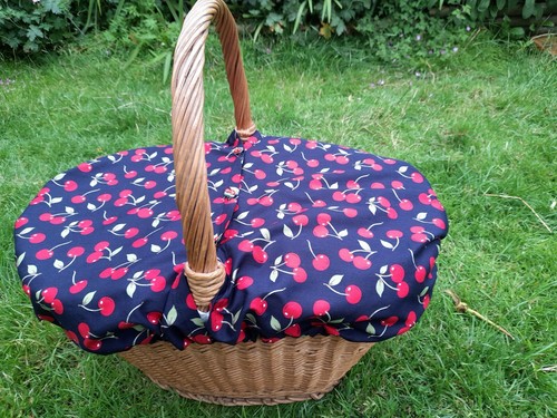 Wicker shopping basket cover - shopping,