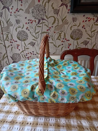 Wicker shopping basket cover - wicker,