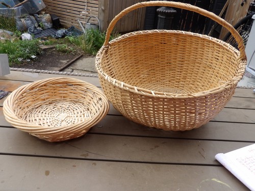 Large wicker egg basket - , with